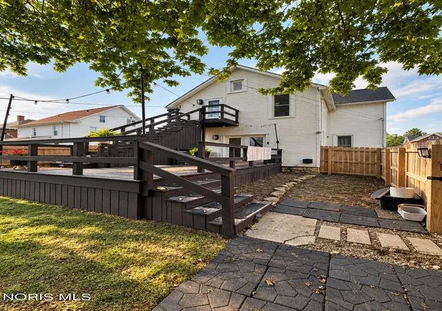 Photo 4 of Single family home for sale at 123 Clinton Ave, Tiffin, OH 44883 | MLS# 10009482 | Listing updated on 2026-09-22