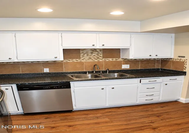 Photo 3 of Condo for sale at 3217 Glanzman Rd #Unit 72x, Toledo, OH 43614 | MLS# 10009959 | Listing updated on 2026-09-17