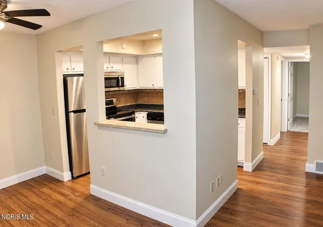 Photo 3 of Condo for sale at 3217 Glanzman Rd #72X, Toledo, OH 43614 | MLS# 10009959 | Listing updated on 2026-10-22