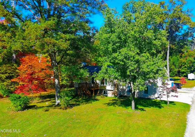 Photo 2 of Single family home for sale at 8744 Nebraska Ave, Toledo, OH 43617 | MLS# 10010242 | Listing updated on 2026-10-23