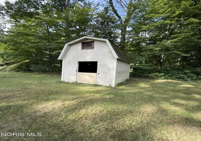 Photo 46 of Single family home for sale at 8744 Nebraska Ave, Toledo, OH 43617 | MLS# 10010242 | Listing updated on 2026-09-07