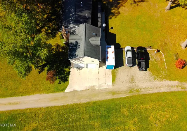 Photo 4 of Single family home for sale at 8744 Nebraska Ave, Toledo, OH 43617 | MLS# 10010242 | Listing updated on 2026-10-23