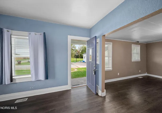 Photo 4 of Single family home for sale at 11176 County Rd 6 75, Montpelier, OH 43543 | MLS# 10010420 | Listing updated on 2026-10-12