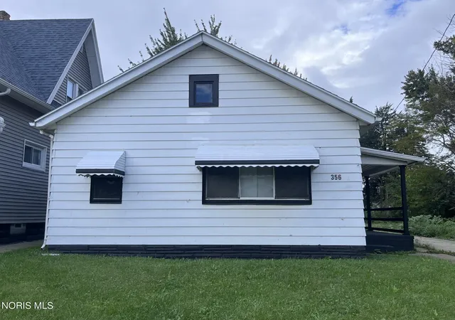 Photo 1 of Single family home for sale at 356 Sumner St, Toledo, OH 43609 | MLS# 10010659 | Listing updated on 2026-09-24