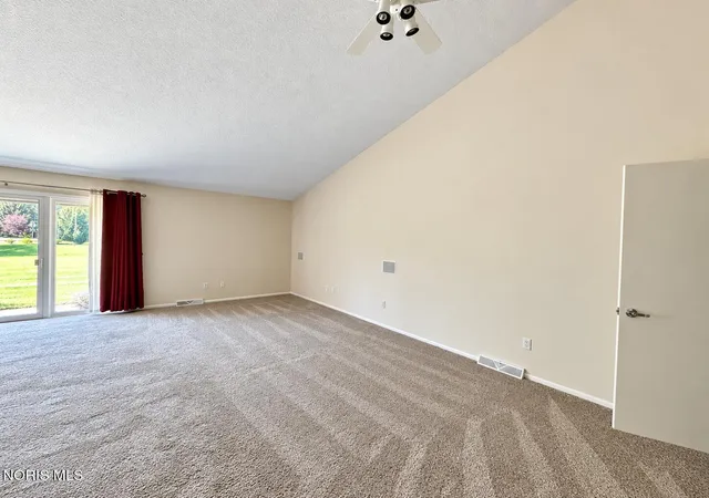 Photo 4 of Condo for sale at 3062 Pleasant Hl Rd, Maumee, OH 43537 | MLS# 10011421 | Listing updated on 2026-10-04