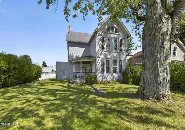 Photo 3 of Single family home for sale at 80 Hunter St, Tiffin, OH 44883 | MLS# 10011813 | Listing updated on 2026-09-16