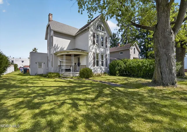 Photo 4 of Single family home for sale at 80 Hunter St, Tiffin, OH 44883 | MLS# 10011813 | Listing updated on 2026-10-14