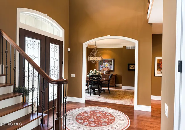 Photo 3 of Single family home for sale at 8439 Aarons Wood Ct, Sylvania, OH 43560 | MLS# 10013182 | Listing updated on 2026-09-24