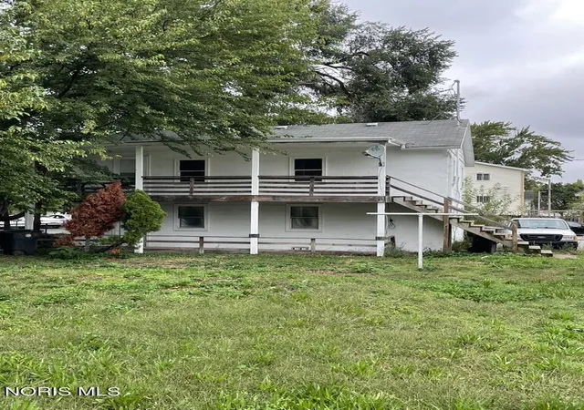 Listing Photo 5 - Condo for sale in building located at 315 E Evers Ave, Bowling Green, OH 43402