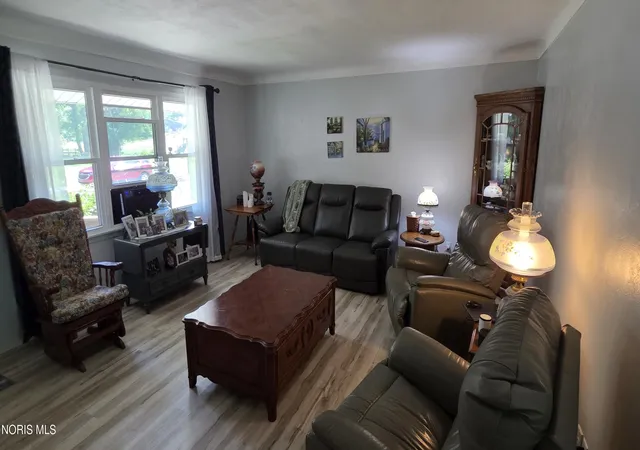 Photo 3 of Single family home for sale at 307 Grace Ln, Fayette, OH 43521 | MLS# 10011914 | Listing updated on 2026-09-04