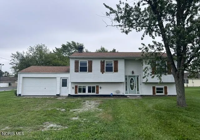 Photo 1 of Single family home for sale at 385 Latchaw St, Defiance, OH 43512 | MLS# 10013778 | Listing updated on 2026-10-07