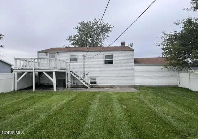 Photo 3 of Single family home for sale at 385 Latchaw St, Defiance, OH 43512 | MLS# 10013778 | Listing updated on 2026-10-07
