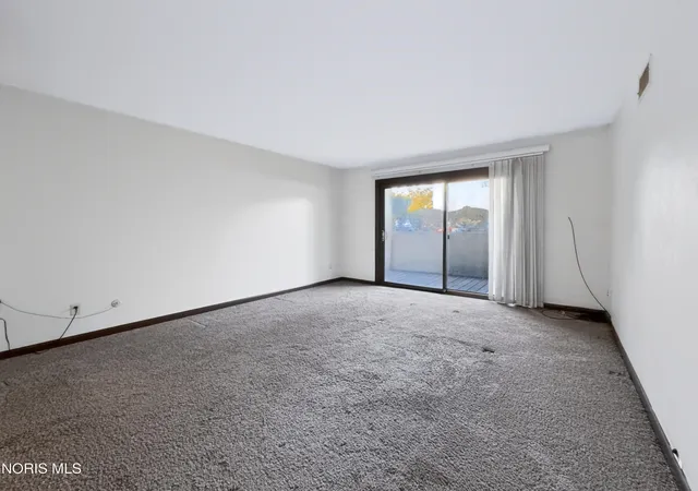 Photo 3 of Condo for sale at 1662 Brownstone Blvd #311, Toledo, OH 43614 | MLS# 10012187 | Listing updated on 2026-10-01