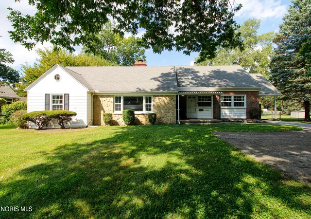 Photo 1 of Single family home for sale at 3602 W Laskey Rd, Toledo, OH 43623 | MLS# 10013408 | Listing updated on 2026-10-06