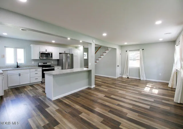 Photo 2 of Single family home for sale at 3602 W Laskey Rd, Toledo, OH 43623 | MLS# 10013408 | Listing updated on 2026-10-06
