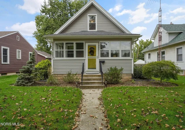 Photo 3 of Single family home for sale at 441 W 6th Street, Perrysburg, OH 43551 | MLS# 10012709 | Listing updated on 2026-09-21