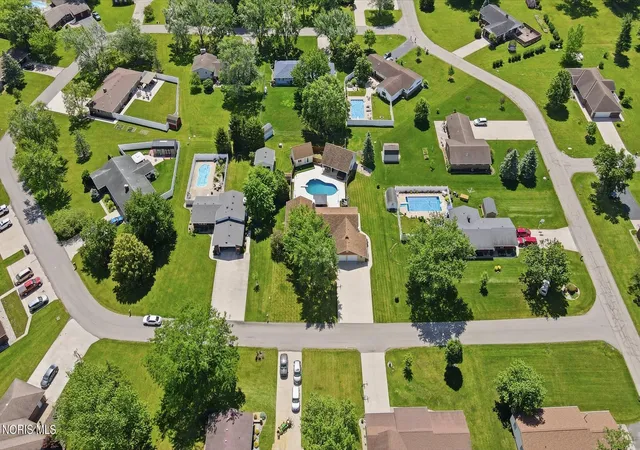Photo 3 of Single family home for sale at 313 Charloe Cir, Ottawa, OH 45875 | MLS# 10012846 | Listing updated on 2026-09-02