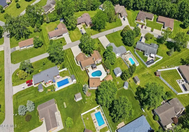 Photo 3 of Single family home for sale at 313 Charloe Cir, Ottawa, OH 45875 | MLS# 10012846 | Listing updated on 2026-09-02
