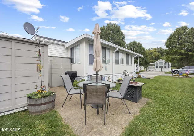 Photo 4 of Manufactured home for sale at 1920 S Bayshore Rd #64, Lakeside Marblehead, OH 43440 | MLS# 10012302 | Listing updated on 2026-10-05
