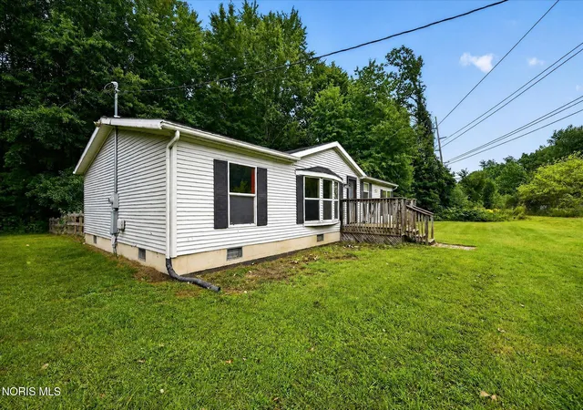 Photo 2 of Sale Pending at 2234 S Berkey Southern Rd, Swanton, OH 43558 | MLS# 10012442 | Listing updated on 2026-10-04