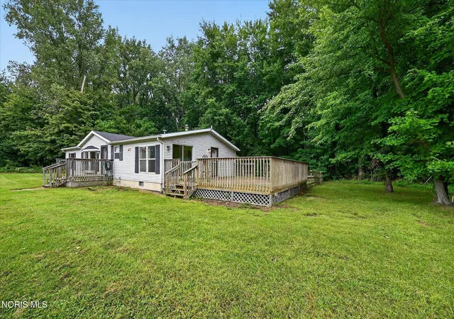 Photo 4 of Sale Pending at 2234 S Berkey Southern Rd, Swanton, OH 43558 | MLS# 10012442 | Listing updated on 2026-10-04