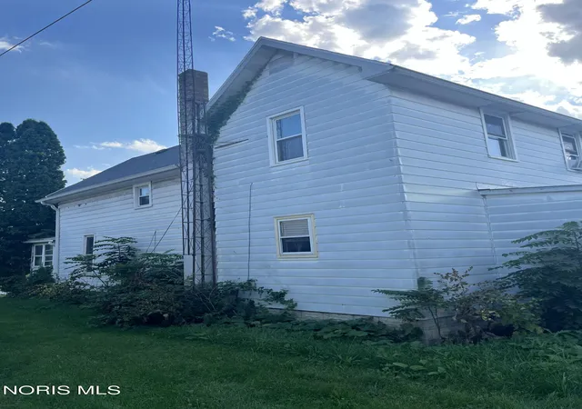 Photo 3 of Single family home for sale at 510 E Lytle St, Fostoria, OH 44830 | MLS# 10012996 | Listing updated on 2026-09-16
