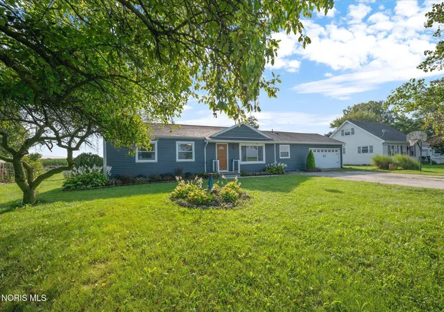 Photo 3 of Single family home for sale at 12926 Huffman Rd, Bowling Green, OH 43402 | MLS# 10012549 | Listing updated on 2026-09-06