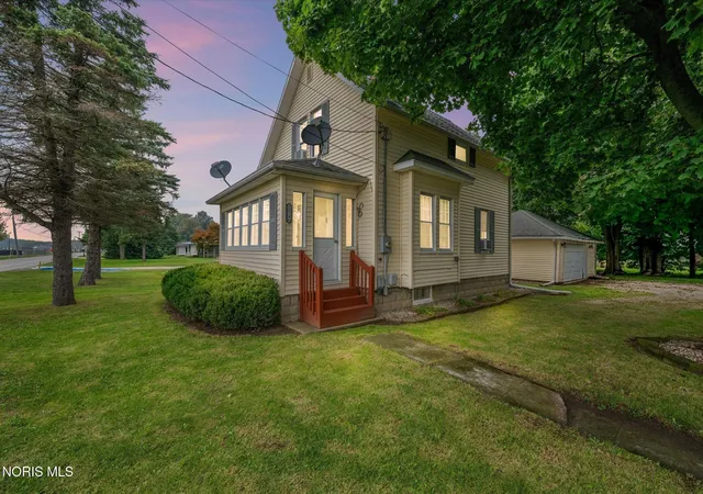 Photo 1 of Single family home for sale at 18746 North St, Tontogany, OH 43565 | MLS# 10012558 | Listing updated on 2026-09-21