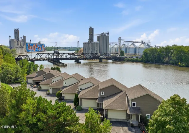 Photo 1 of Condo for sale at 846 Miami St # 6, Toledo, OH 43605 | MLS# 10012755 | Listing updated on 2026-10-06