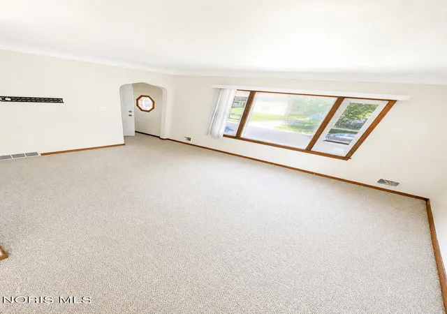 Photo 3 of House for sale at 2201 W Sylvania Ave, Toledo, OH 43613 | MLS# 10012754 | Listing updated on 2026-09-10