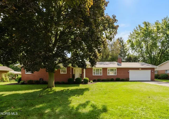 Photo 1 of Sale Pending at 355 Rilla Rd, Findlay, OH 45840 | MLS# 10012665 | Listing updated on 2026-10-07