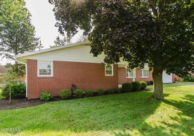 Photo 3 of Sale Pending at 355 Rilla Rd, Findlay, OH 45840 | MLS# 10012665 | Listing updated on 2026-10-07