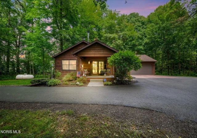Photo 1 of Single family home for sale at 11460 County Rd 12, Wauseon, OH 43567 | MLS# 10012793 | Listing updated on 2026-09-09