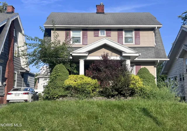 Photo 1 of Single family home for sale at 4322 N Lockwood Ave, Toledo, OH 43612 | MLS# 10012687 | Listing updated on 2026-09-03