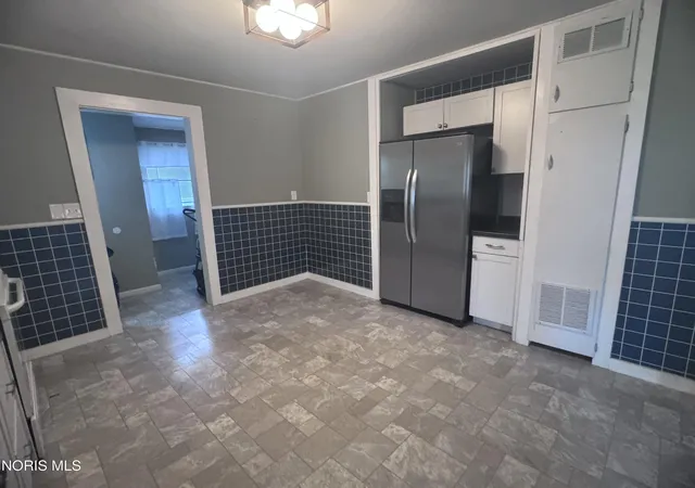 Photo 3 of Single family home for sale at 940 Wilson St, Kenton, OH 43326 | MLS# 10012859 | Listing updated on 2026-10-01