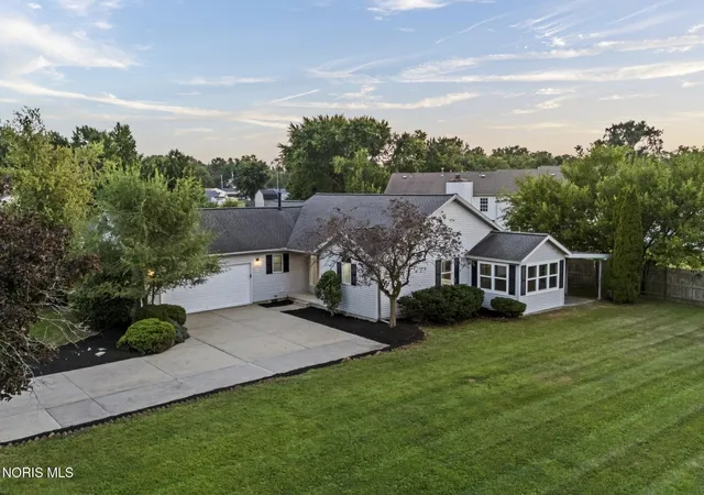 Photo 4 of Single family home for sale at 1101 N Main St, Clyde, OH 43410 | MLS# 10012940 | Listing updated on 2026-09-14