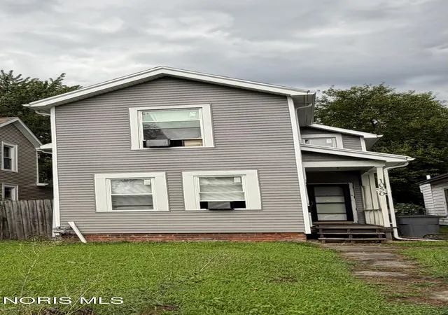 Photo 1 of Single family home for sale at 1050 Harding Dr, Toledo, OH 43609 | MLS# 10012892 | Listing updated on 2026-09-04