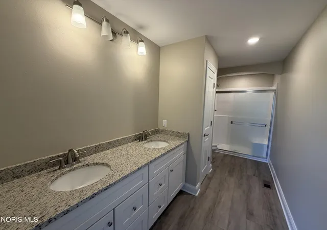 Photo 14 of Single family home for sale at 1335 Limerick Ln, Waterville, OH 43566 | MLS# 10012721 | Listing updated on 2026-10-26