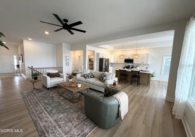 Photo 4 of Single family home for sale at 1324 Limerick Ln, Waterville, OH 43566 | MLS# 10012723 | Listing updated on 2026-10-28