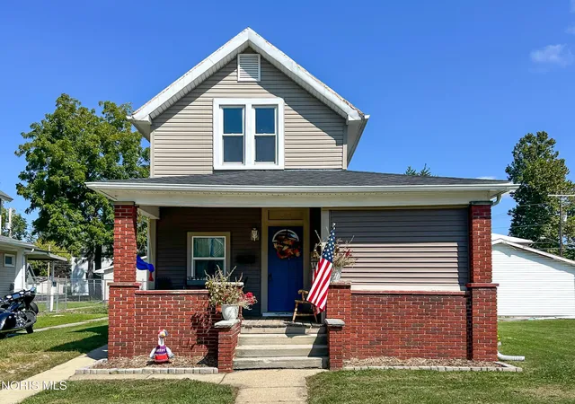 Photo 1 of Single family home for sale at 292 W Market St, Tiffin, OH 44883 | MLS# 10012961 | Listing updated on 2026-10-06