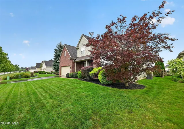 Photo 3 of Single family home for sale at 5957 Porsha Dr, Sylvania, OH 43560 | MLS# 10012728 | Listing updated on 2026-09-29