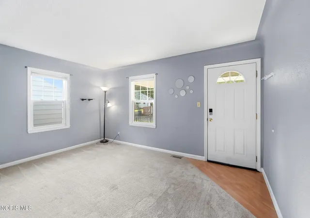 Photo 4 of Sale Pending at 1212 Higley St, Toledo, OH 43612 | MLS# 10012850 | Listing updated on 2026-09-30
