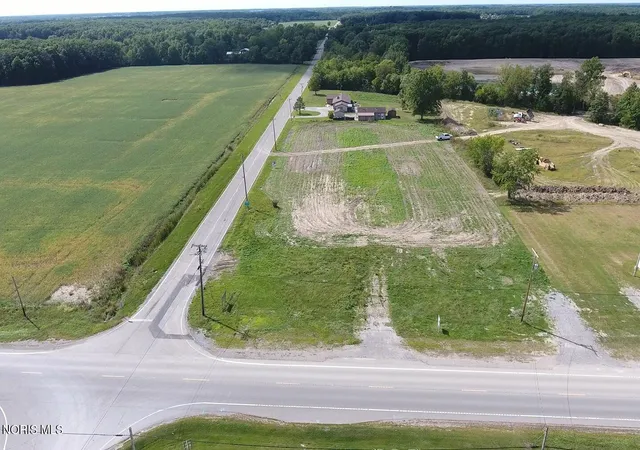 Photo 1 of Sale Pending at 8208 8219 Oh 66, Defiance, OH 43512 | MLS# 10012873 | Listing updated on 2026-10-01
