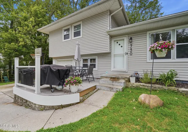 Photo 3 of Single family home for sale at 730 Coleman Ave, Bowling Green, OH 43402 | MLS# 10012758 | Listing updated on 2026-09-02