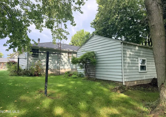 Photo 3 of Single family home for sale at 501 Beech St, Stryker, OH 43557 | MLS# 10012798 | Listing updated on 2026-09-01