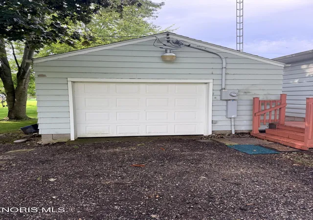 Photo 4 of Single family home for sale at 501 Beech St, Stryker, OH 43557 | MLS# 10012798 | Listing updated on 2026-09-01