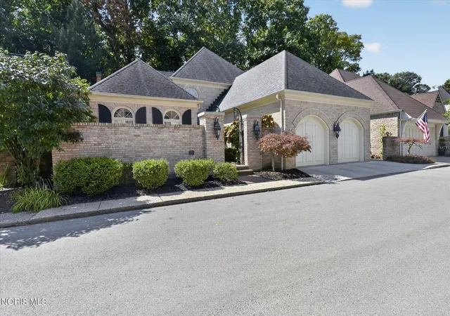 Photo 2 of Sale Pending at 46 Exmoor, Ottawa Hills, OH 43615 | MLS# 10012811 | Listing updated on 2026-09-15
