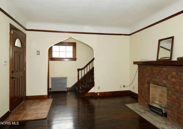 Photo 3 of Single family home for sale at 1257 Wildwood Rd, Toledo, OH 43614 | MLS# 10013601 | Listing updated on 2026-09-23