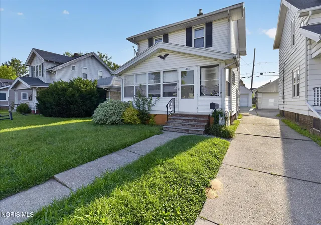 Photo 3 of Single family home for sale at 613 Toronto Ave, Toledo, OH 43609 | MLS# 10012763 | Listing updated on 2026-09-05