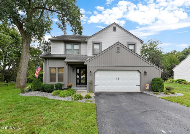 Photo 2 of Single family home for sale at 6961 Ramblehurst Rd, Sylvania, OH 43560 | MLS# 10012778 | Listing updated on 2026-09-15